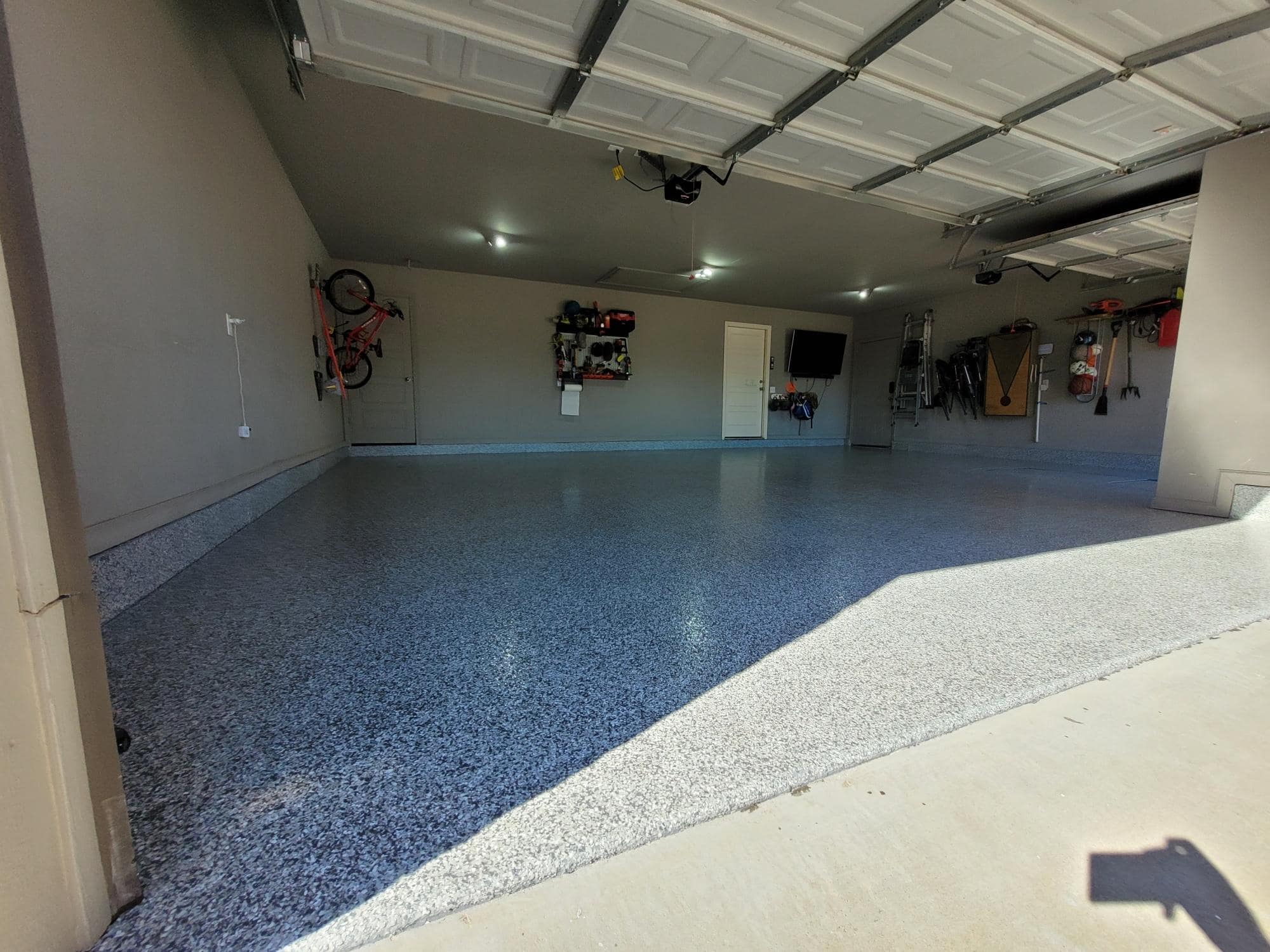 Garage epoxy flooring Yukon-min